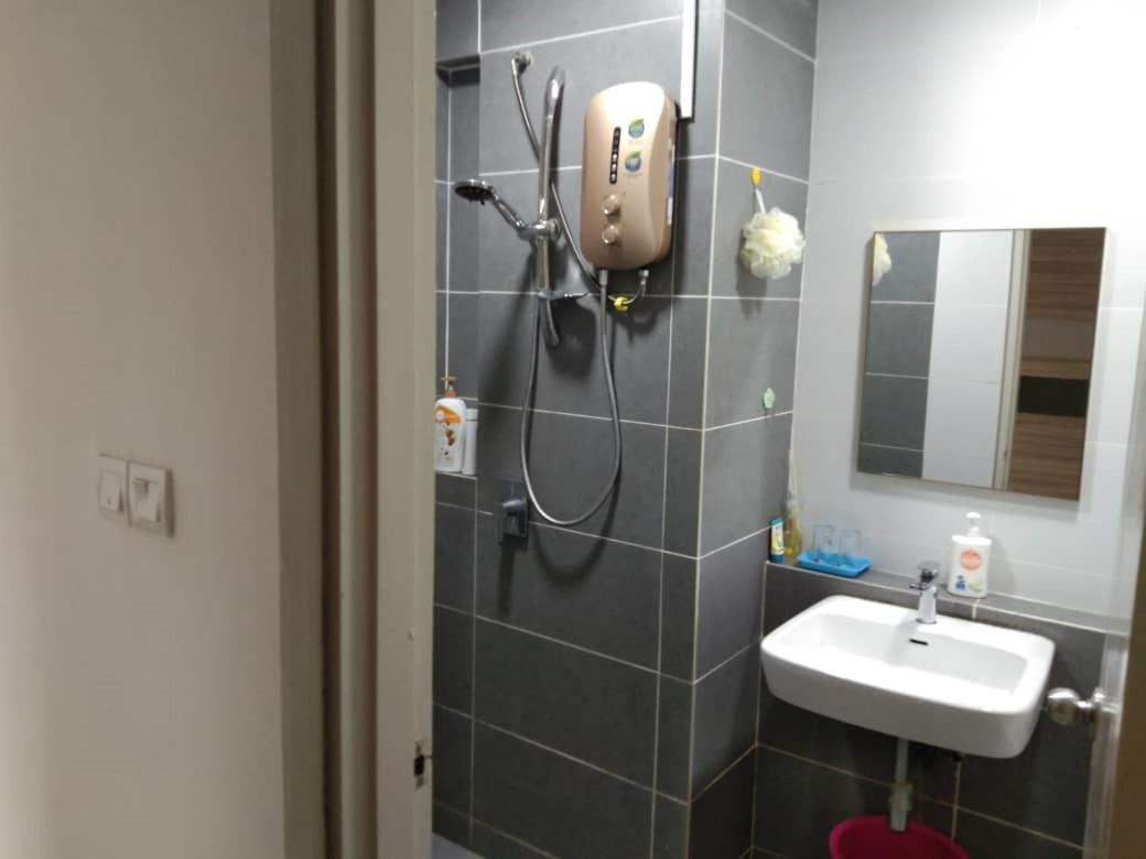 Pintarman Family Suites @ Miri Times Square Экстерьер фото